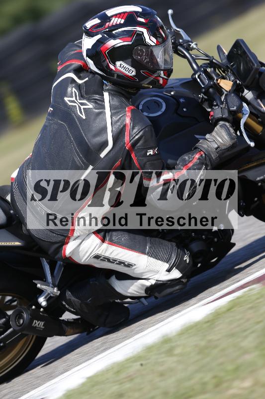 Archiv-2025/49 26.08.2025 Cornu Master School ADR/blau-bleu/29